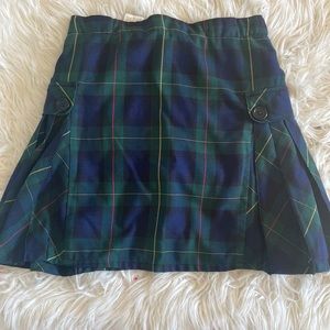 Lands End green plaid skort